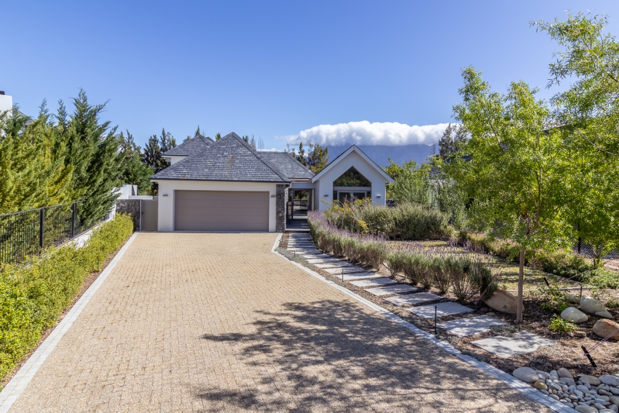 4 Bedroom Property for Sale in Pearl Valley at Val de Vie Western Cape